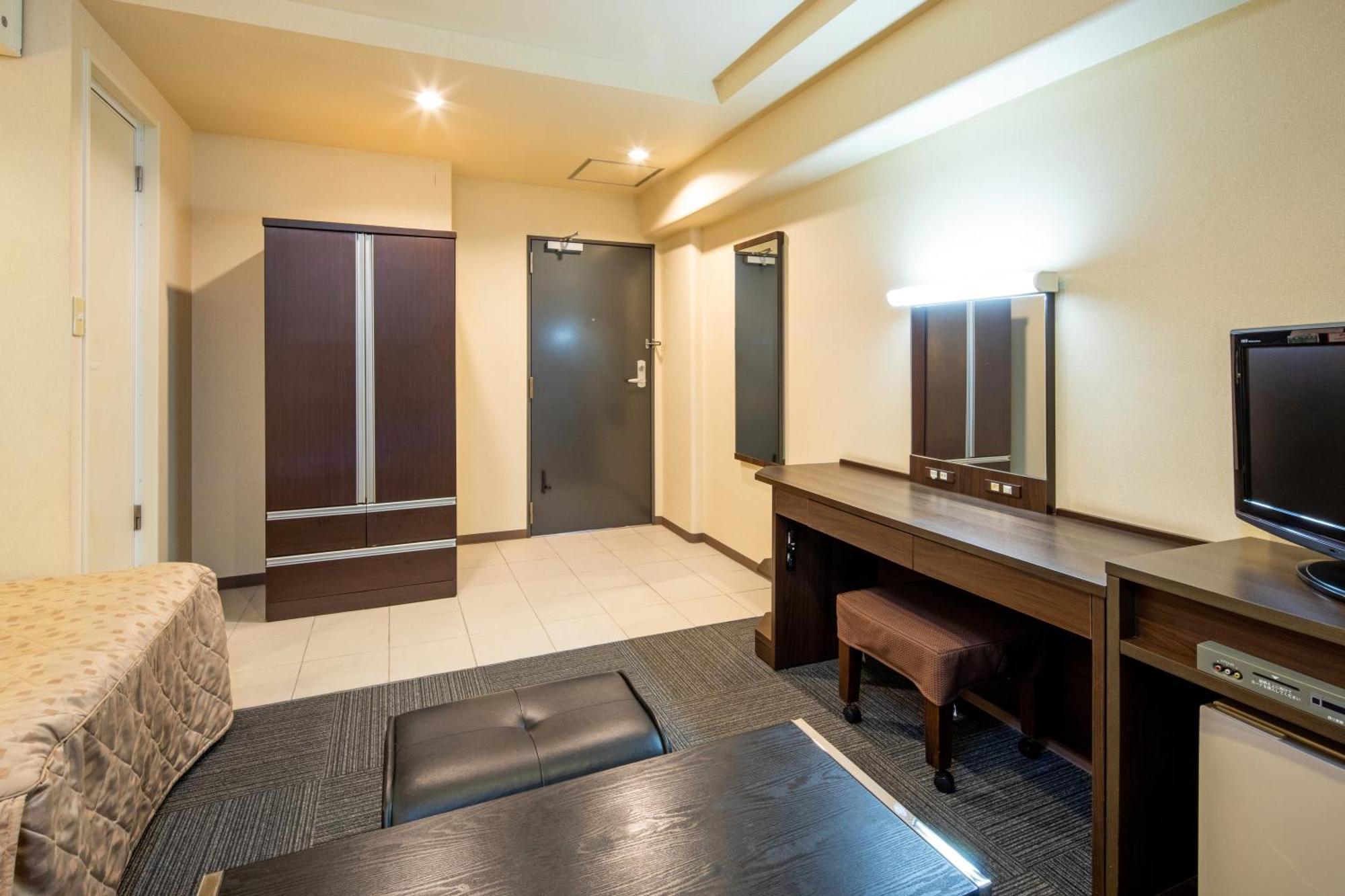Hotel Aston Plaza هيميجي المظهر الخارجي الصورة